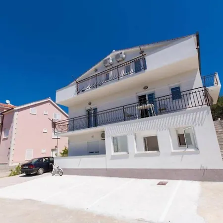 Apartman Charming Arta