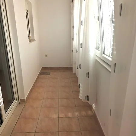 Charming Arta Apartman *